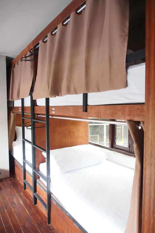 Bangkok Story Hostel Екстериор снимка