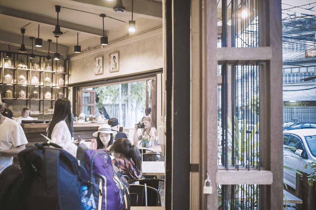 Bangkok Story Hostel Екстериор снимка