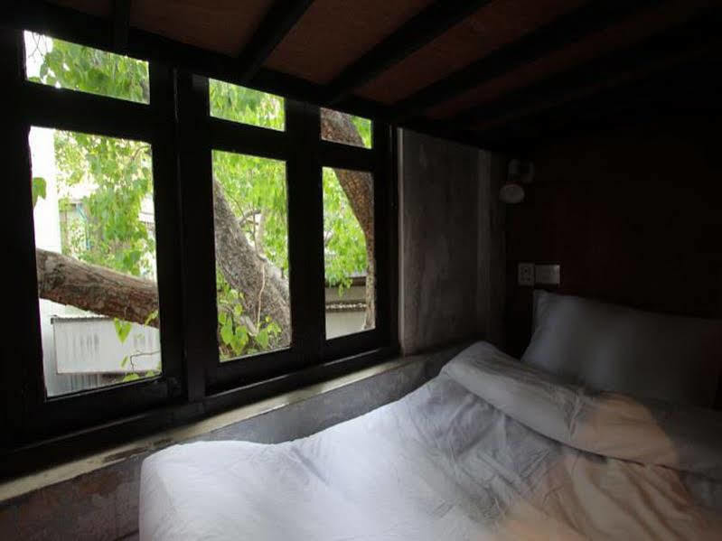 Bangkok Story Hostel Екстериор снимка